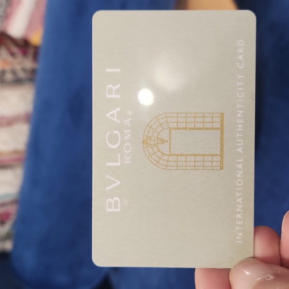 Men's BVLGARI leather bi-fold wallet. Includes all original authentic documents. - Picture 11 of 12